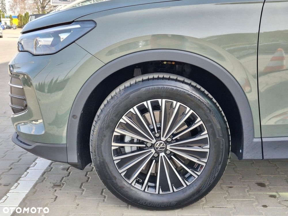 Volkswagen Tiguan - 4