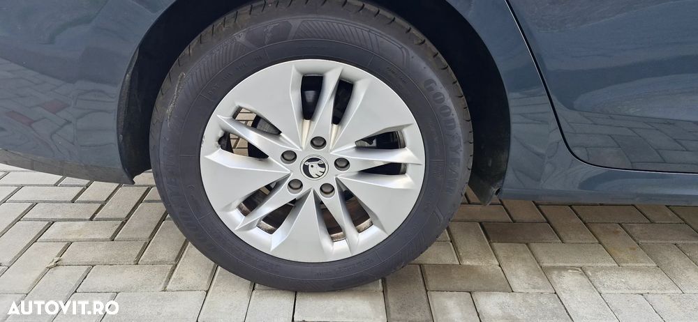 Skoda Octavia 2.0 TDI DSG Ambition - 16