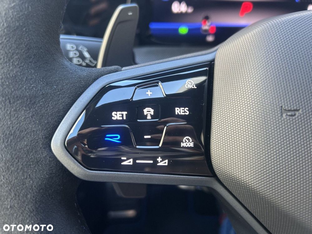 Volkswagen Golf - 29