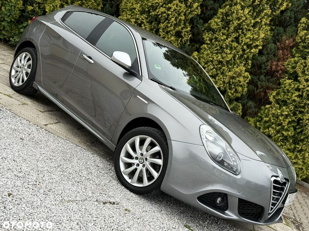 Alfa Romeo Giulietta - 2