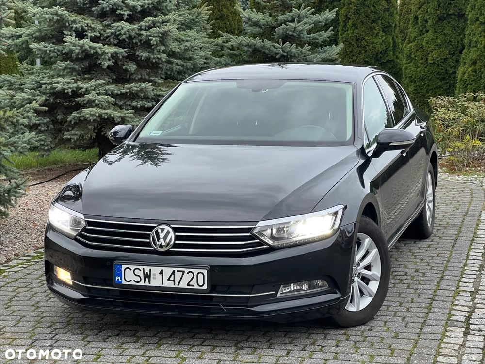 Volkswagen Passat 1.6 TDI SCR DSG - 2