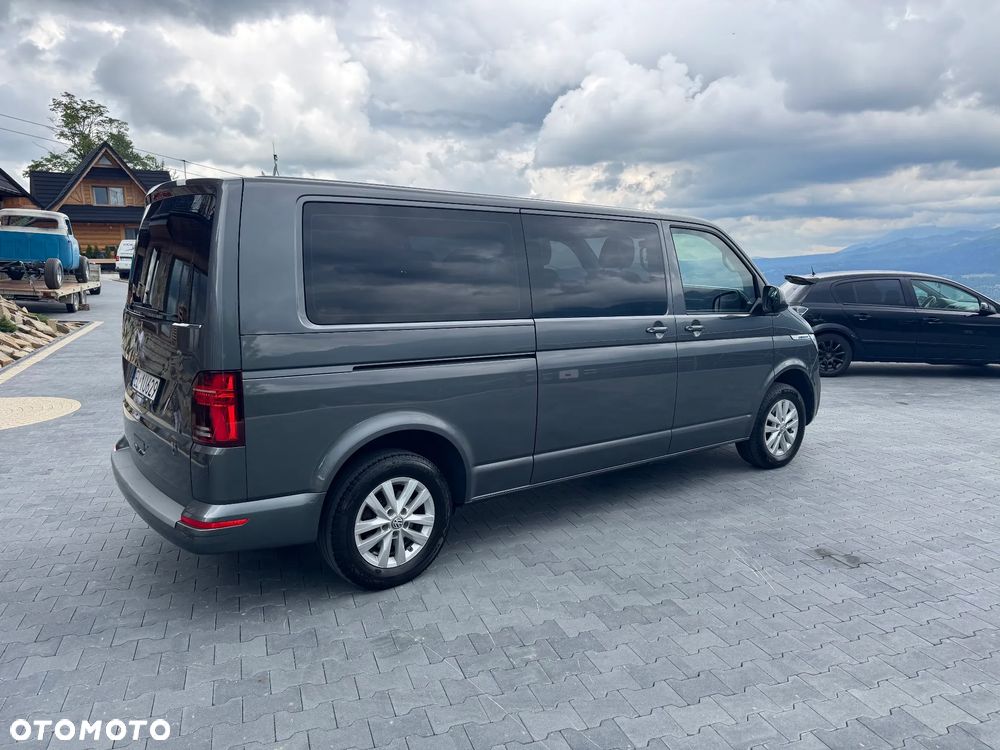 Volkswagen Caravelle - 13