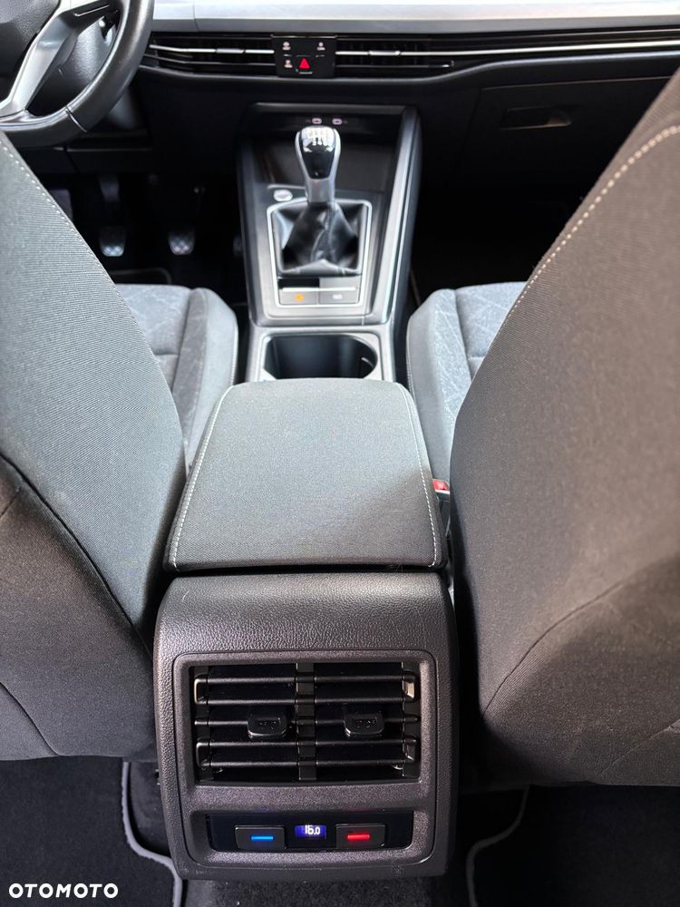 Volkswagen Golf 2.0 TDI SCR Life - 25