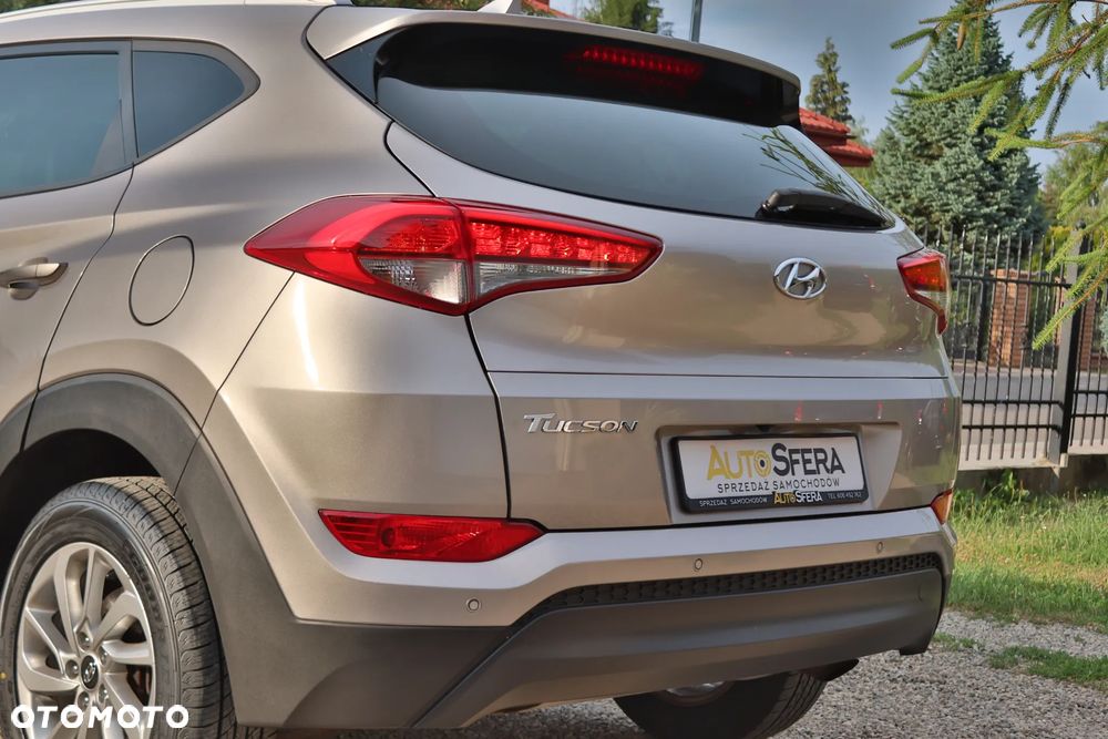 Hyundai Tucson 1.6 GDI BlueDrive Design 2WD - 11