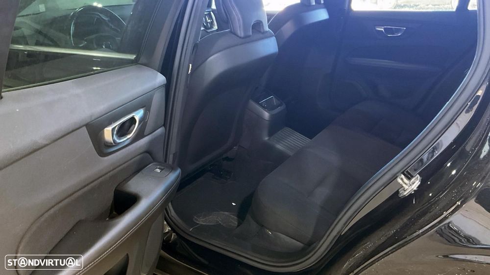 Volvo V60 2.0 T6 AWD TE Inscription Expression - 11