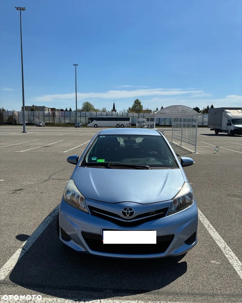 Toyota Yaris - 13