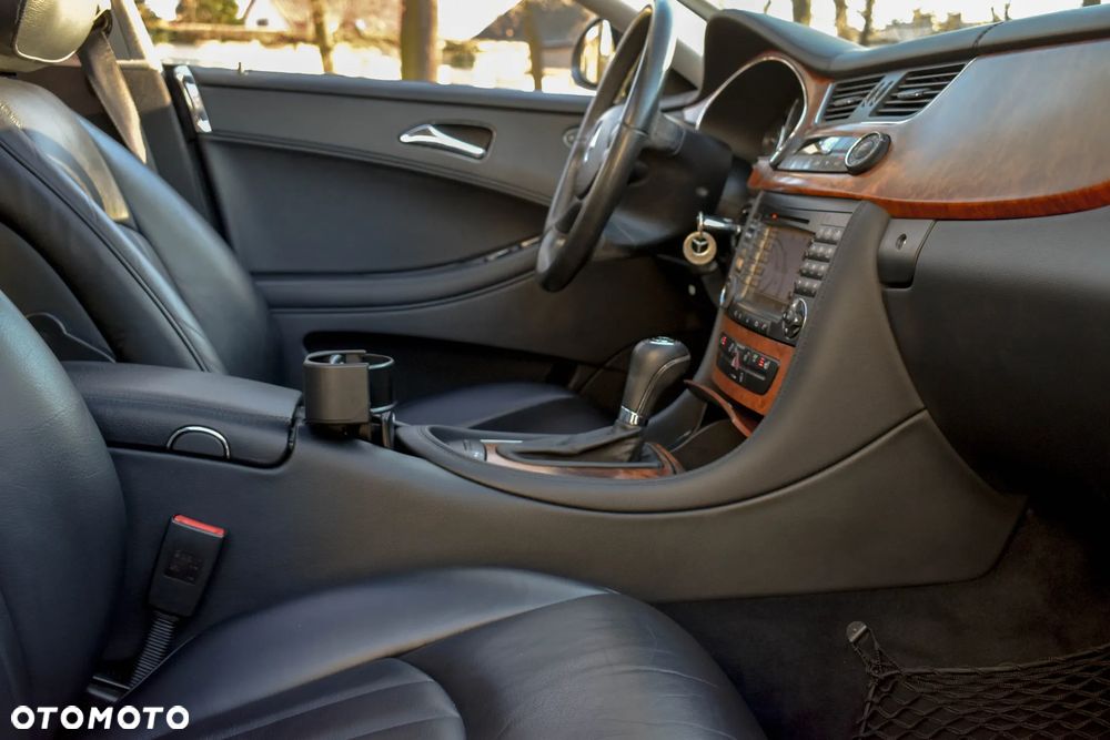 Mercedes-Benz CLS 350 CGI 7G-TRONIC - 38
