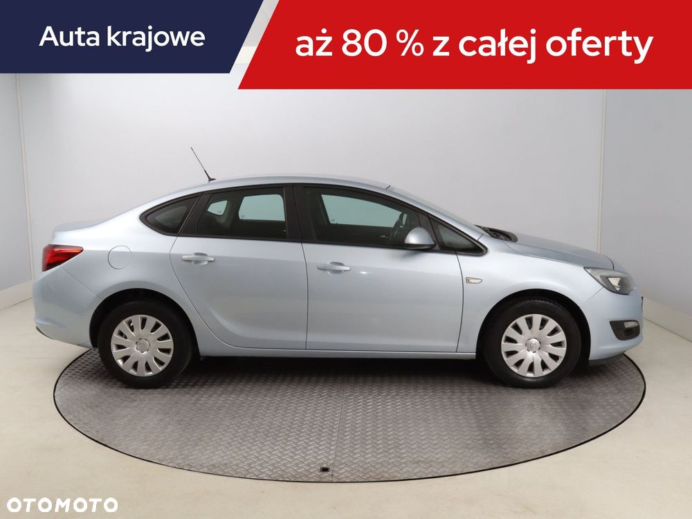 Opel Astra - 8