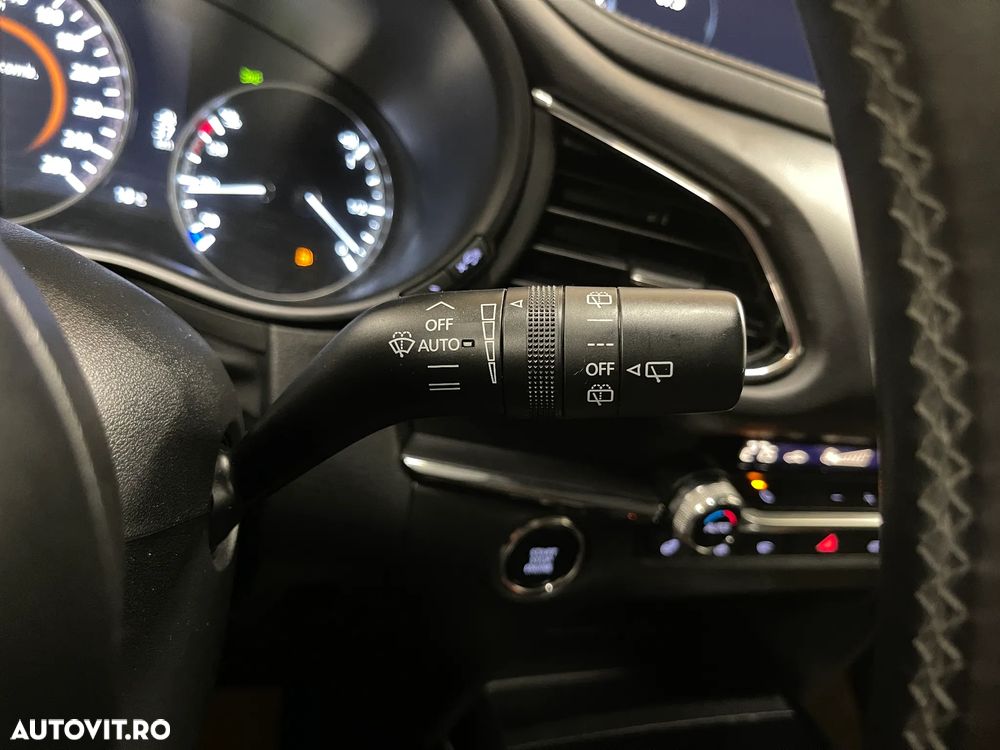 Mazda CX-30 e-SKYACTIV X186 AT MHEV GT+ - 28