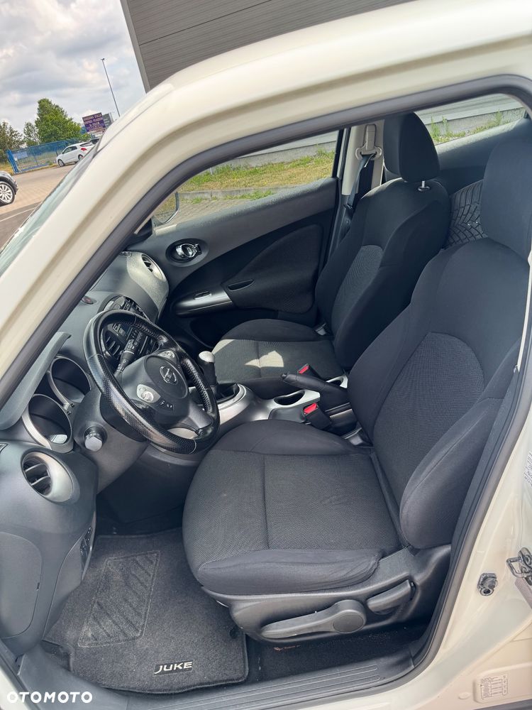 Nissan Juke 1.6 Acenta S&S - 13