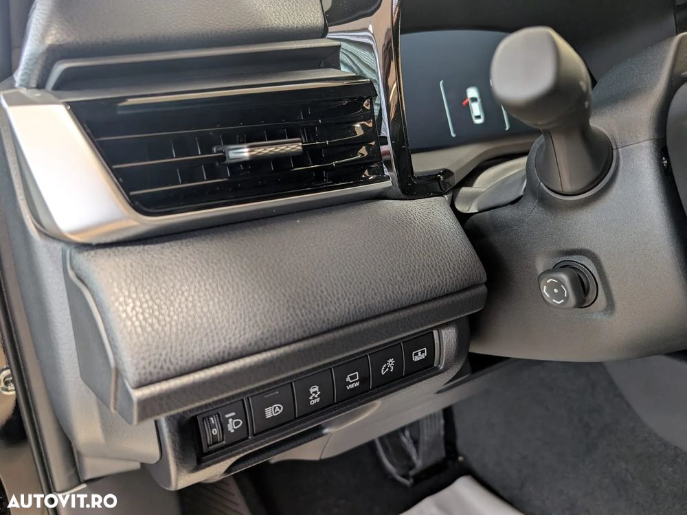 Toyota Camry - 9