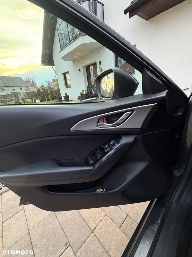 Mazda 3 2.0 Skyenergy i-Eloop - 9