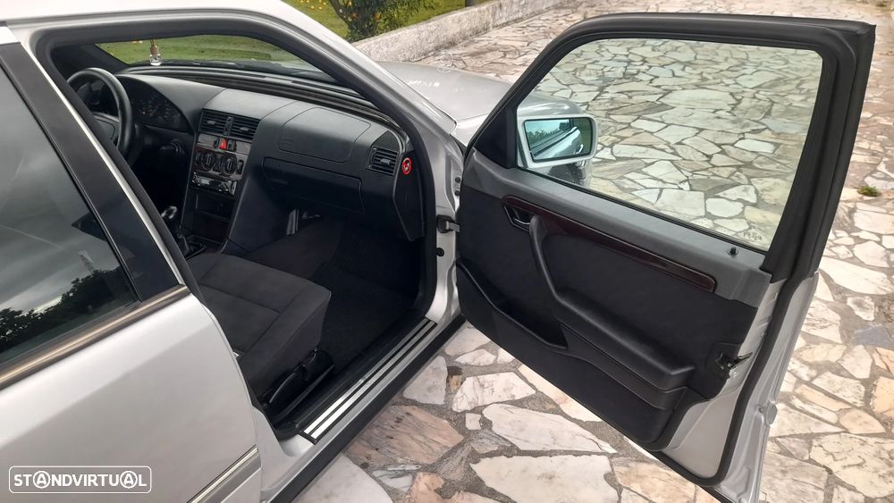 Mercedes-Benz C 200 Kompressor Classic - 33