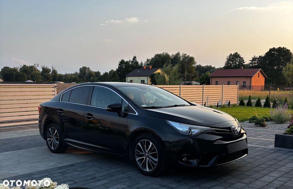 Toyota Avensis 2.0 Prestige MS - 3