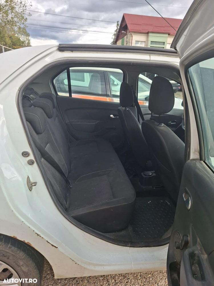 Dacia Logan - 7