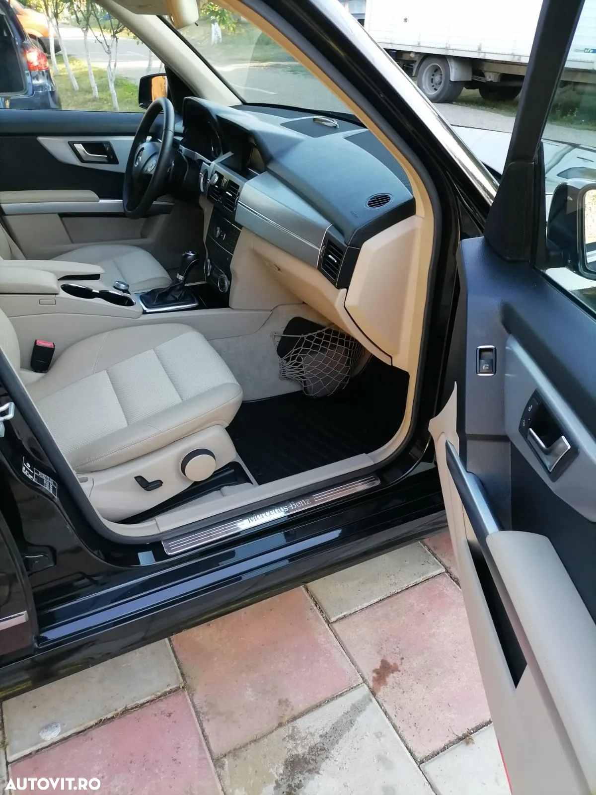 Mercedes-Benz GLK - 8
