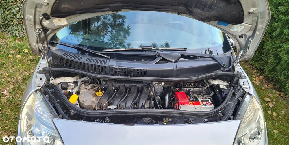 Renault Scenic 2.0 16V Emotion Plus - 16