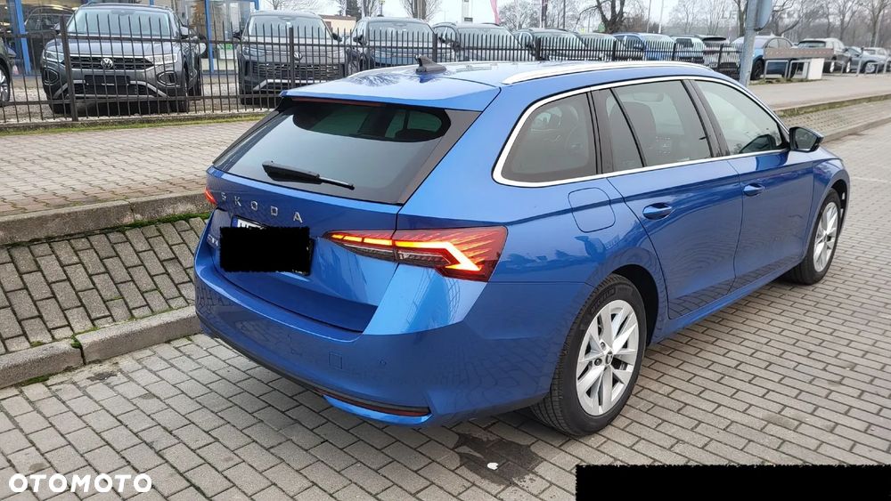 Skoda Octavia 1.5 TSI mHEV Selection DSG - 6