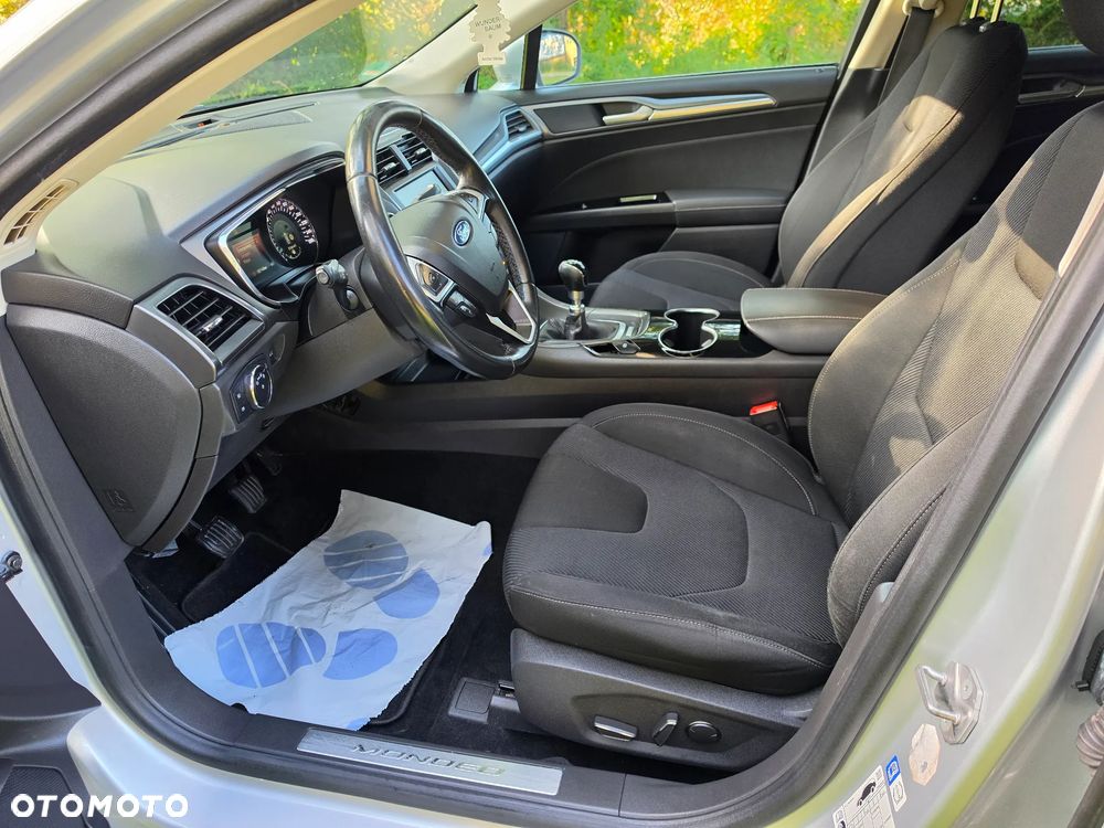Ford Mondeo 2.0 TDCi Titanium - 23