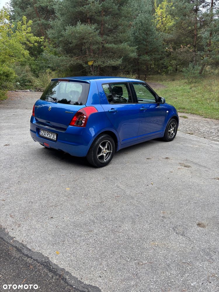 Suzuki Swift - 10