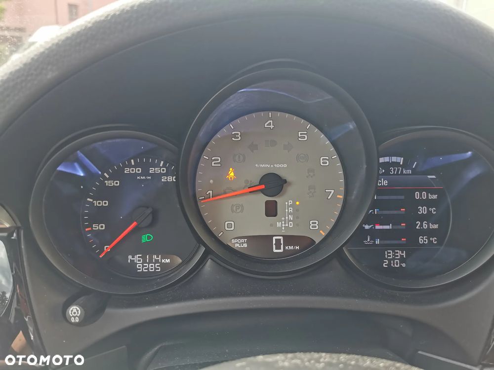 Porsche Macan S - 10