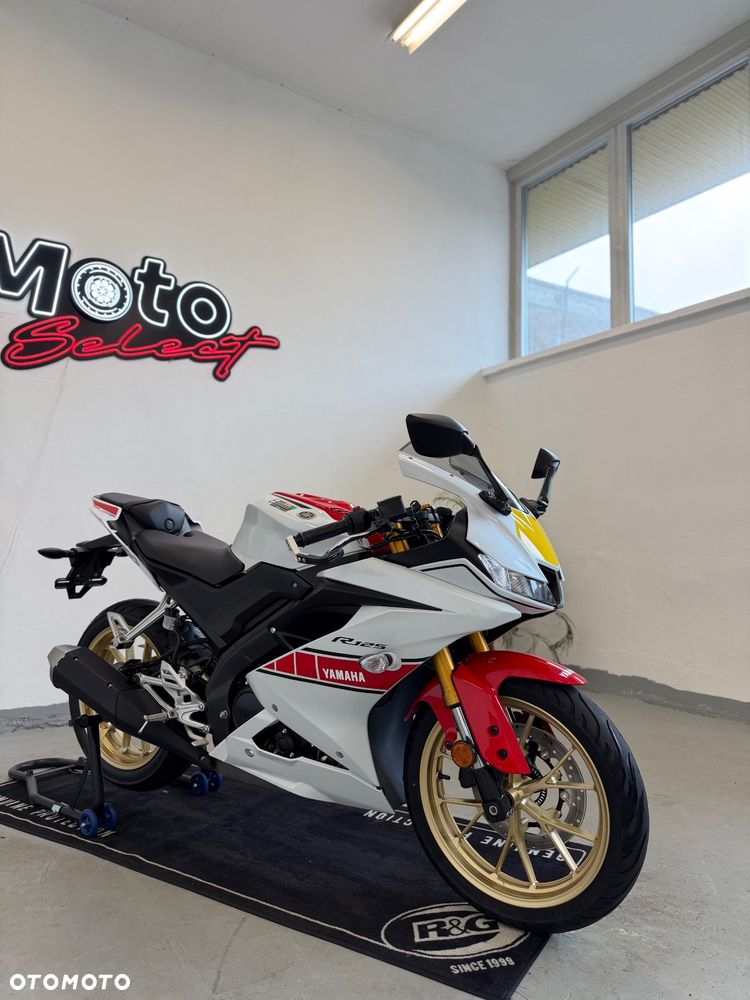 Yamaha YZF - 3