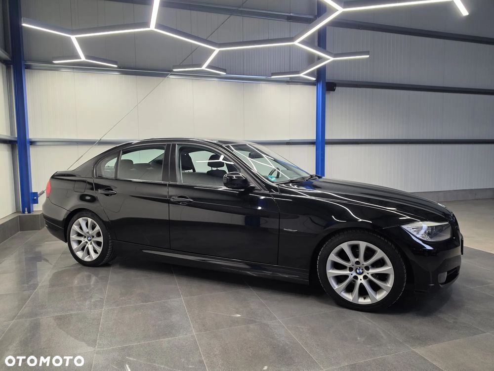 BMW Seria 3 318i Edition Exclusive - 9
