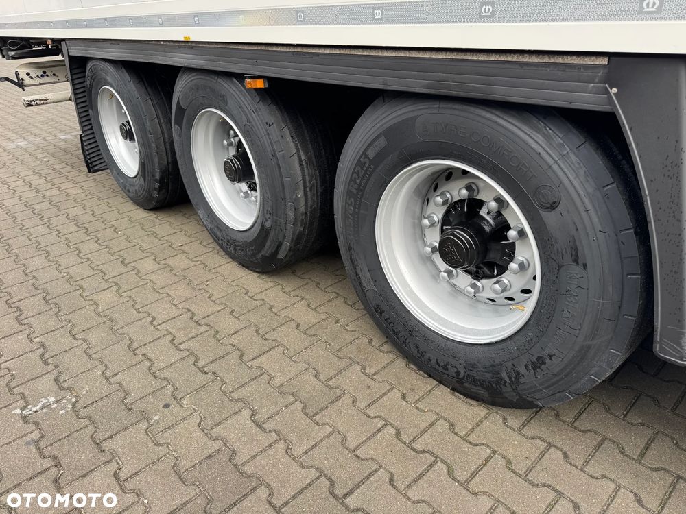 Krone Hakowa, Carrier Vector HE19, Nowe opony!! - 20