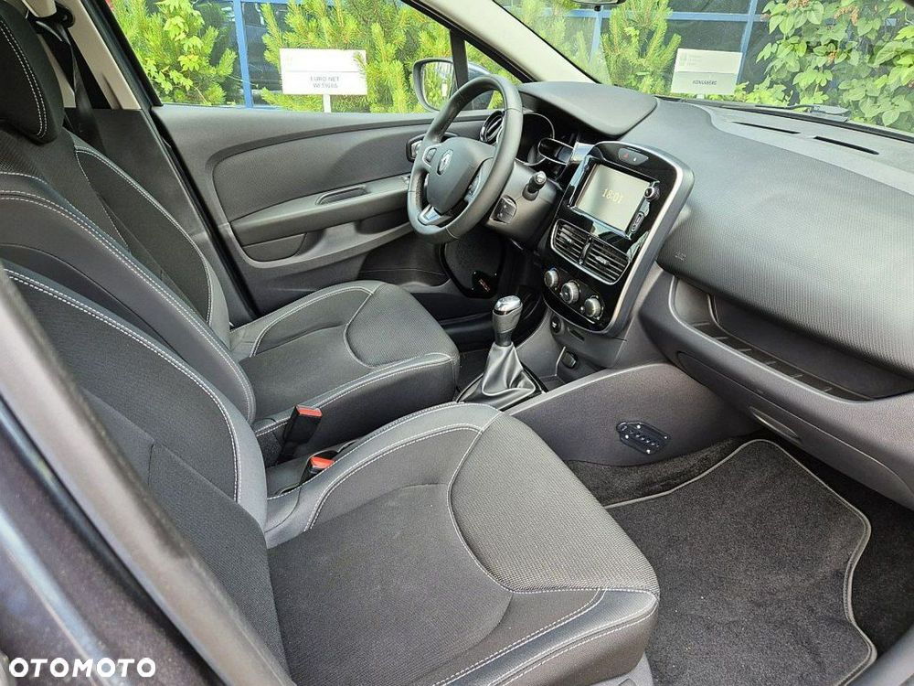 Renault Clio - 12
