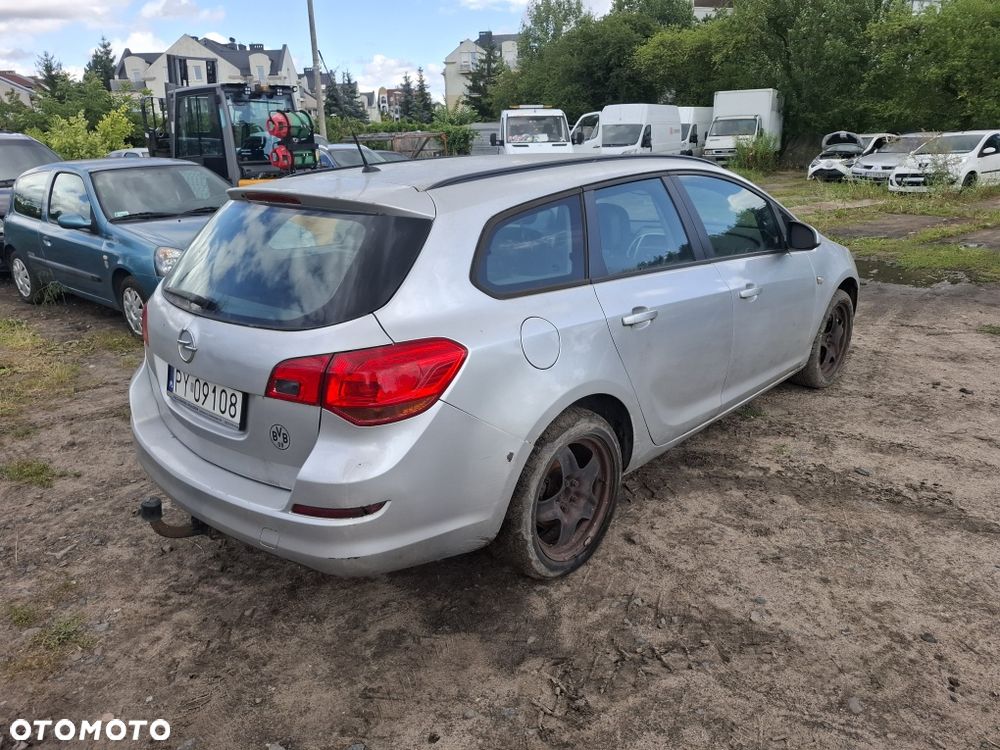Opel Astra - 2