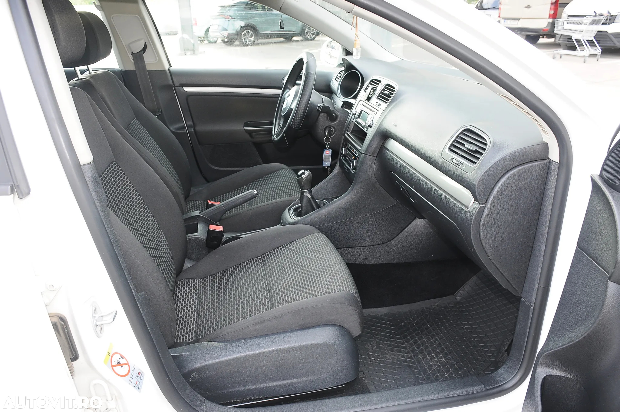 Volkswagen Golf 1.6 TDI DPF BMT Trendline - 7