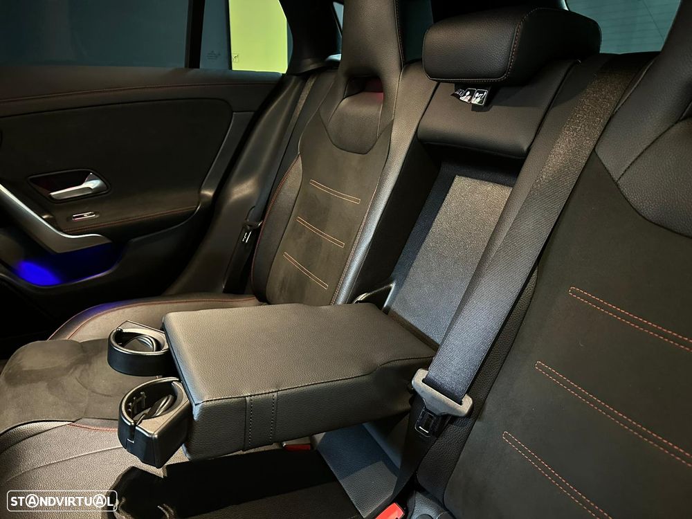 Mercedes-Benz CLA 180 d 7G-DCT AMG Line - 41