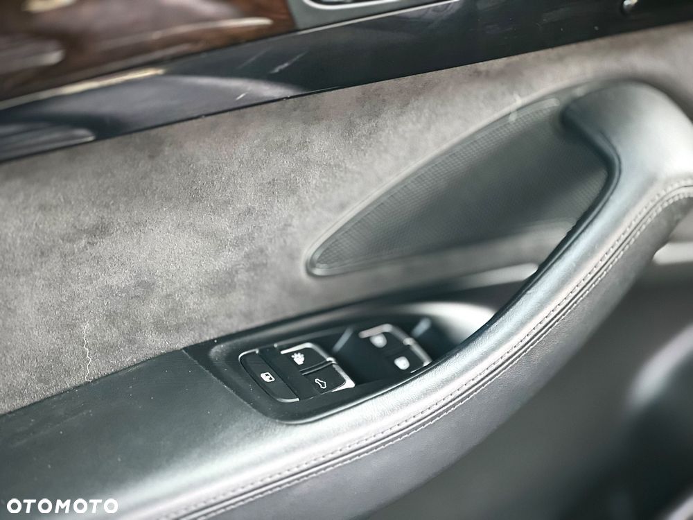 Audi A8 4.2 FSI quattro tiptronic Langversion - 29