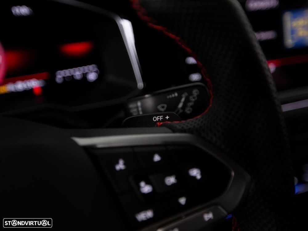 VW Polo 2.0 TSI DSG GTI - 21