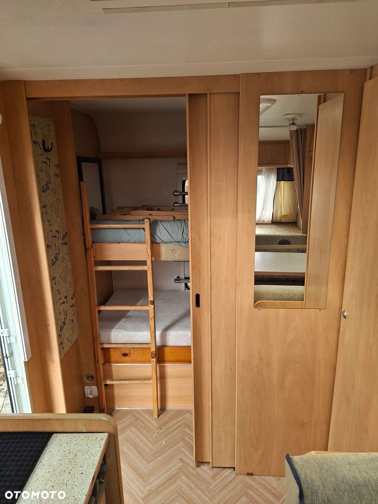 Burstner ventana 490K - 13