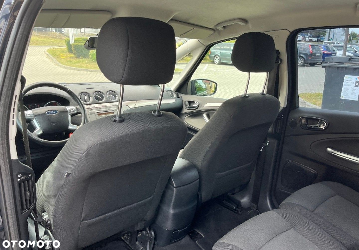 Ford S-Max - 10