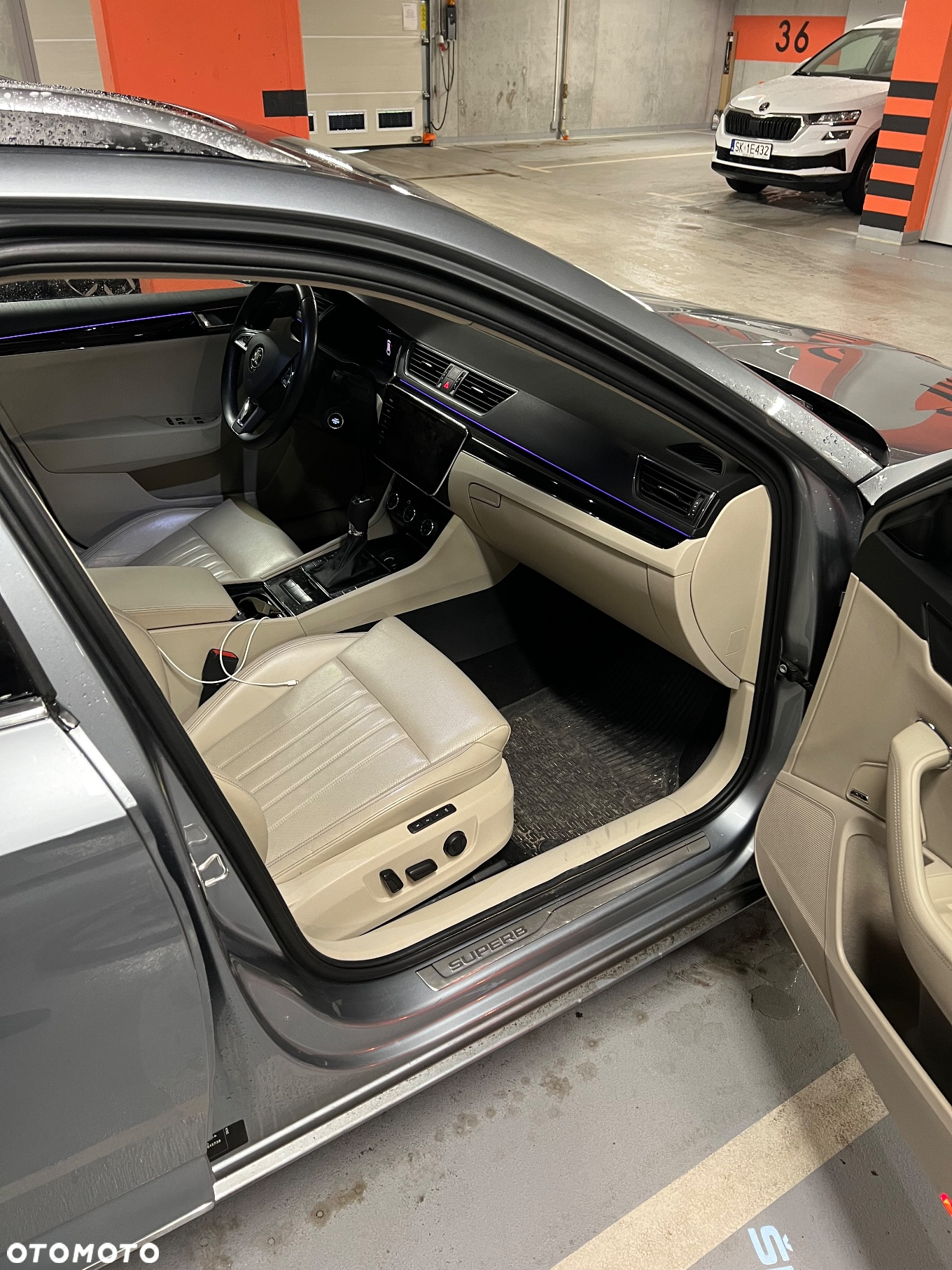 Skoda Superb 2.0 TSI 4x4 L&K DSG - 2