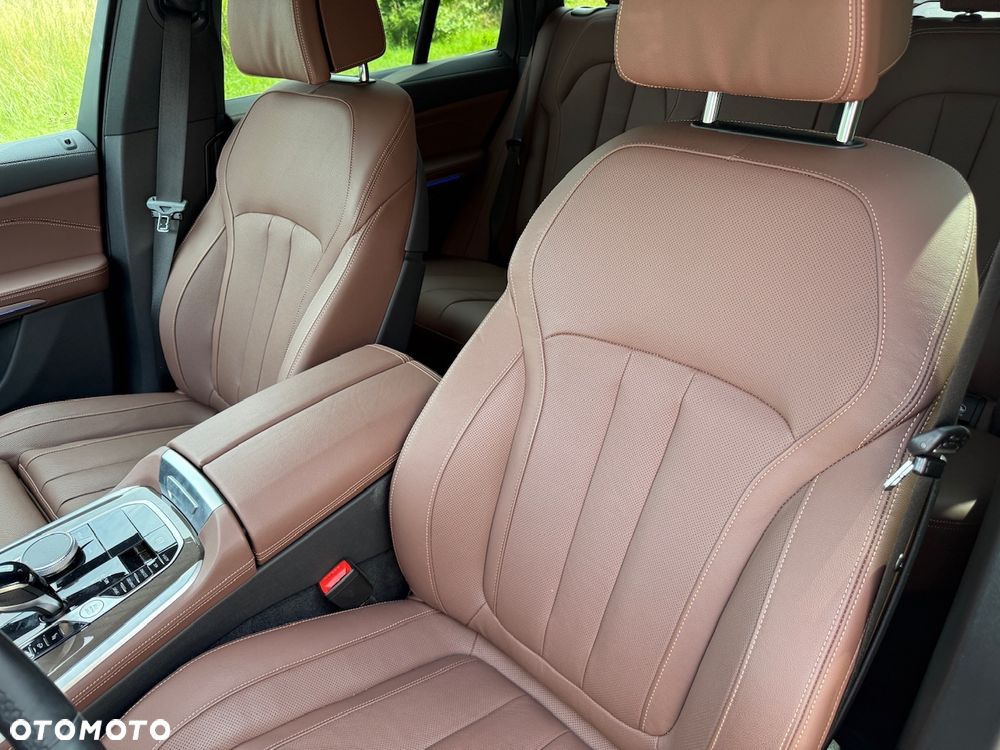 BMW X5 xDrive40i - 15