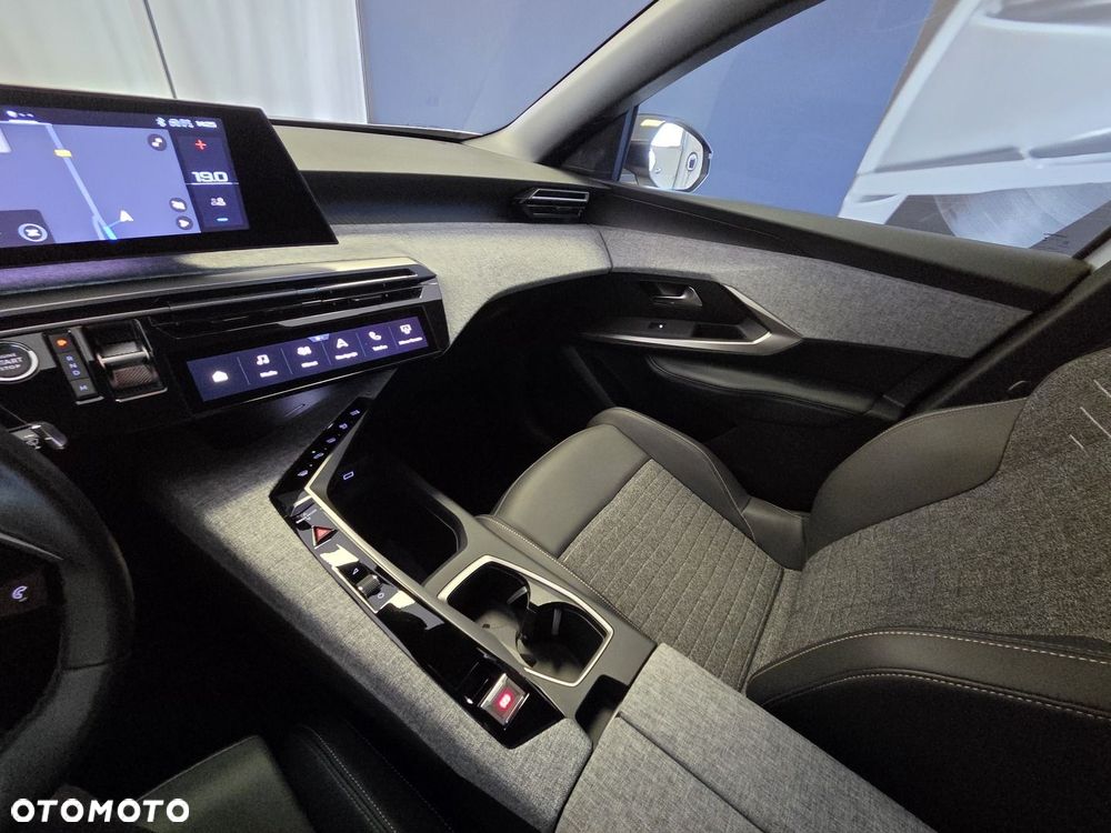 Peugeot 3008 - 14