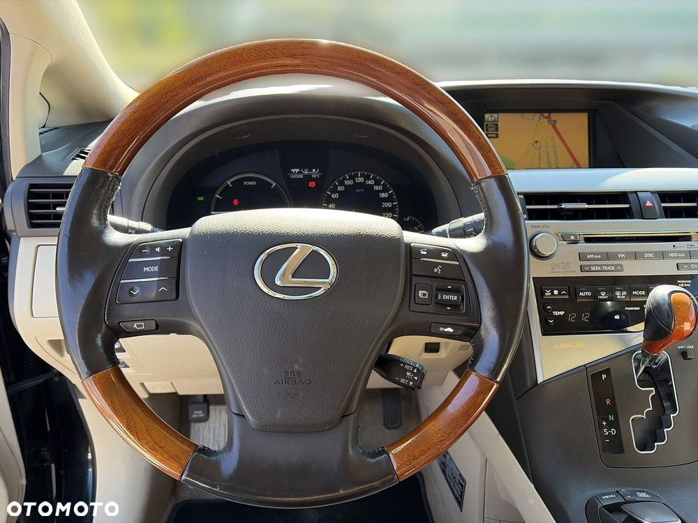 Lexus RX - 20