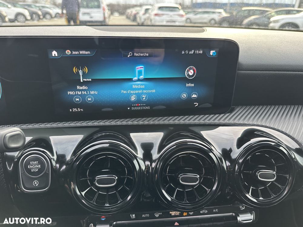 Mercedes-Benz A 200 d 8G-DCT Progressive - 16