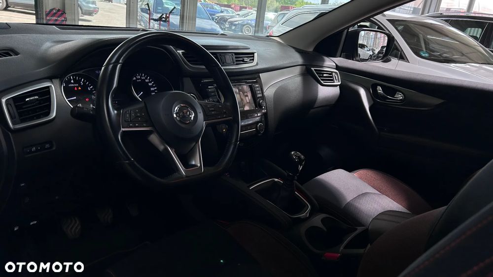 Nissan Qashqai 1.3 DIG-T Tekna EU6d - 12