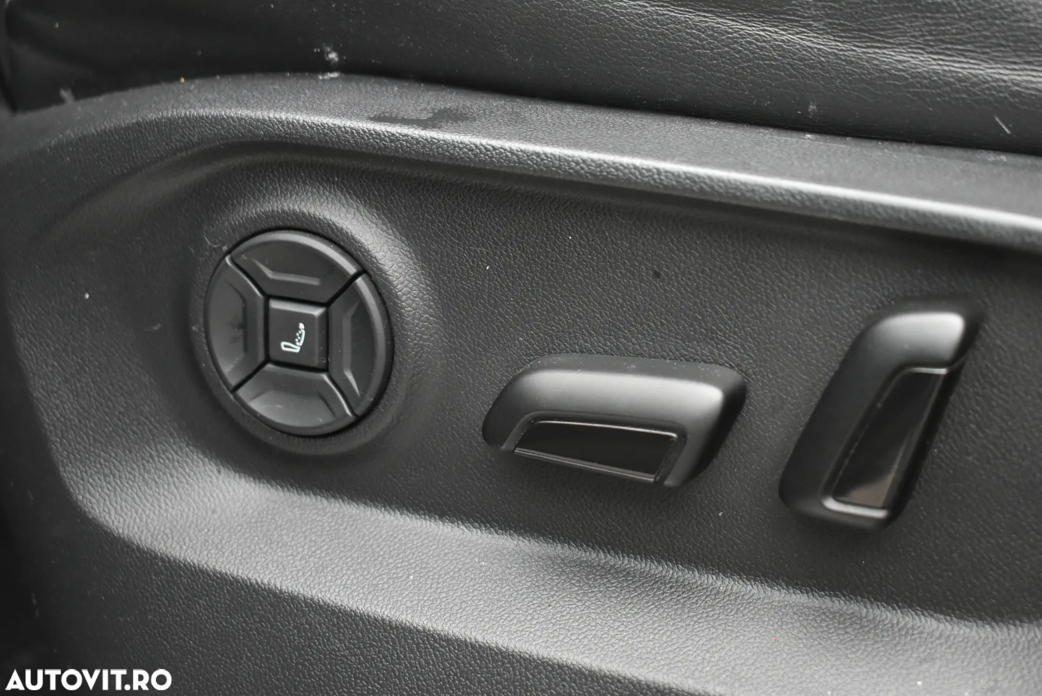 Volkswagen Touareg 3.0 V6 TDI 4Motion DPF Automatik Atmosphere - 23