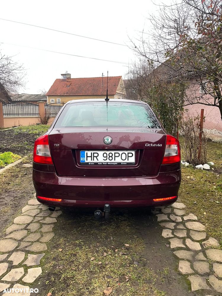 Skoda Octavia 1.6 TDI DPF DSG IMPULS EDITION - 4