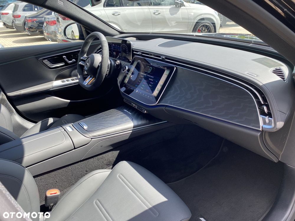 Mercedes-Benz Klasa E - 26