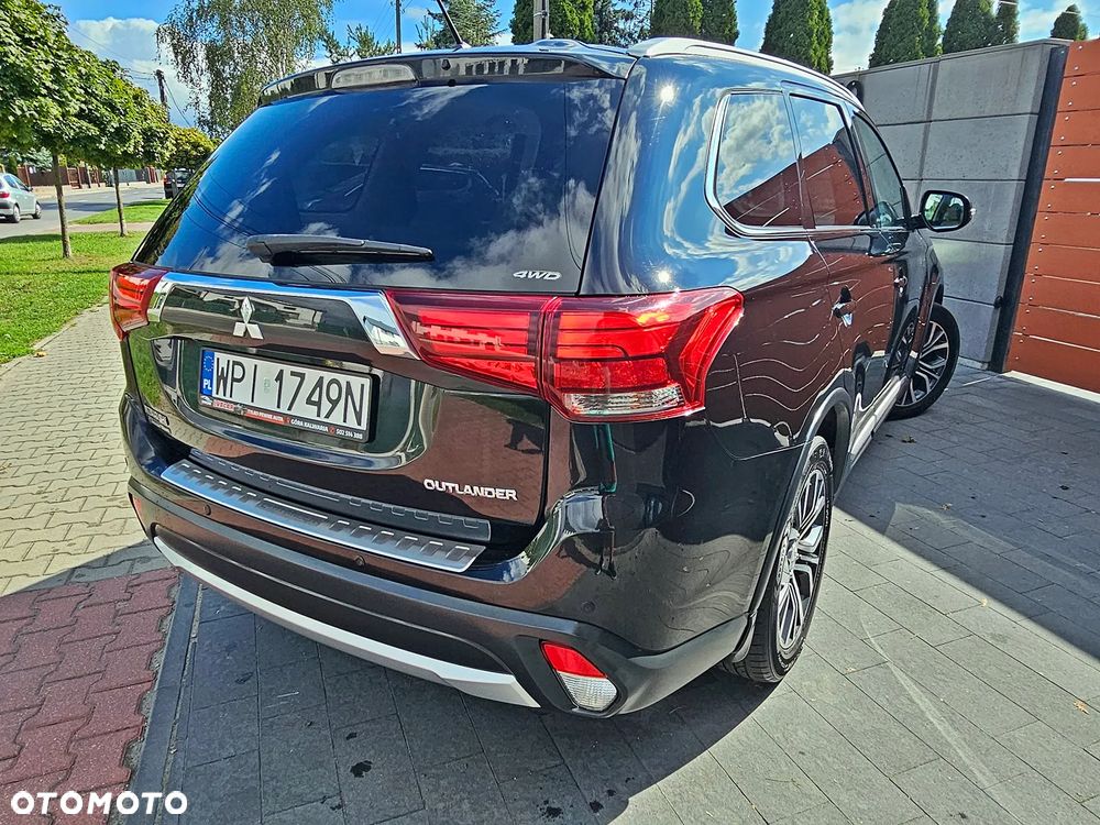 Mitsubishi Outlander 2.0 4WD CVT Diamant+ - 11