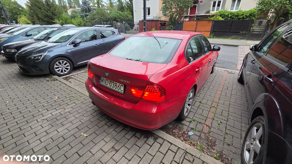 BMW Seria 3 320i Edition Sport - 3