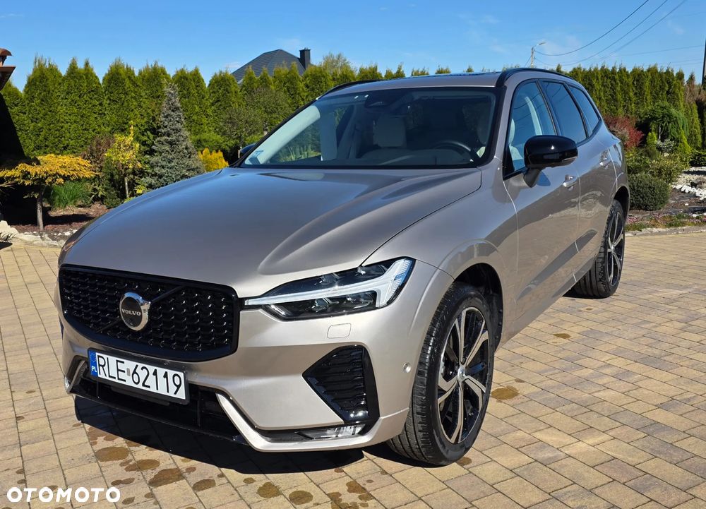 Volvo XC 60 B5 B AWD Ultimate Black Edition - 2