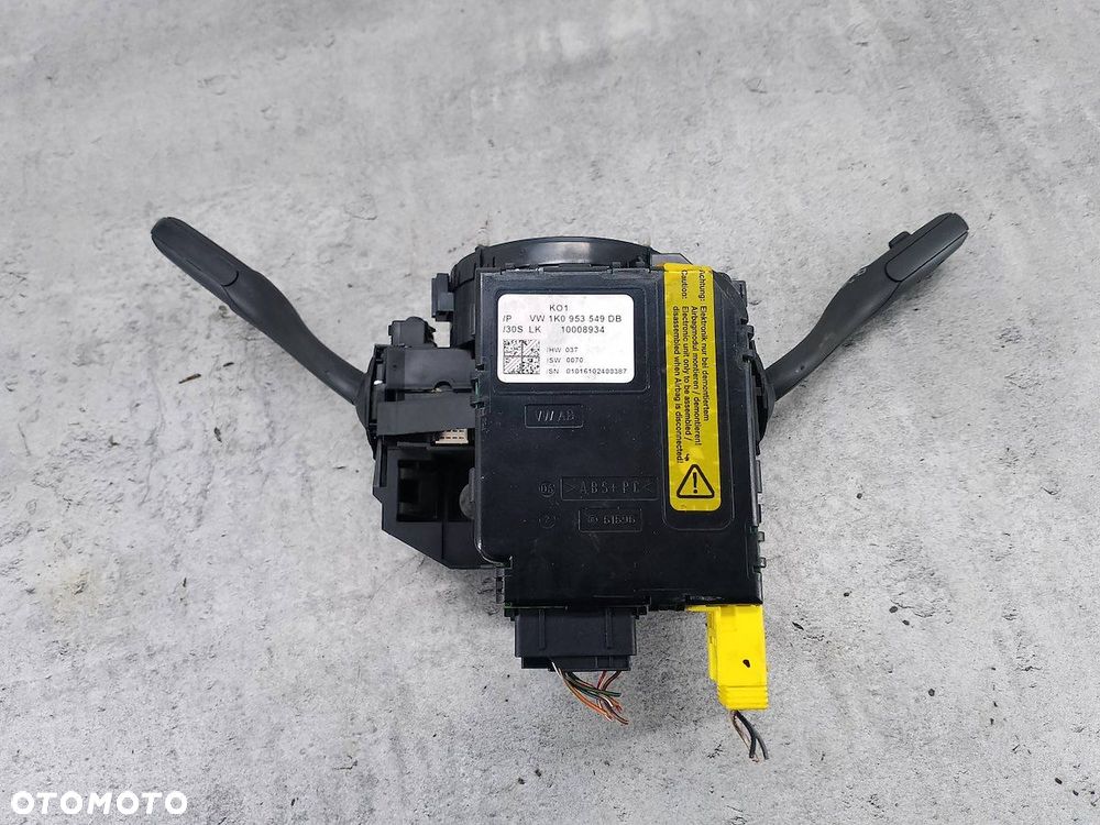 PRZEŁĄCZNIK ZESPOLONY AUDI A3 8P/8PA/8P7  8P0953513E 1K0953549DB 1.2 TFSI - 7