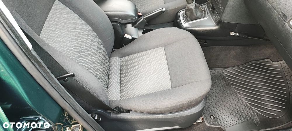 Ford Mondeo 1.8 Trend X100 / X - 11